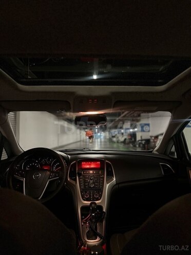 Opel Astra 2012, 120,000 km - 1.6 l - Bakı