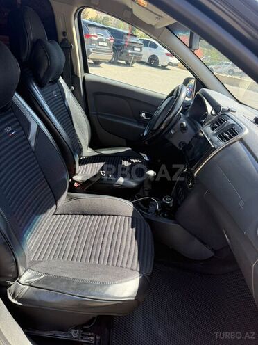 Renault Sandero Stepway 2014, 380,000 km - 1.6 l - Bakı