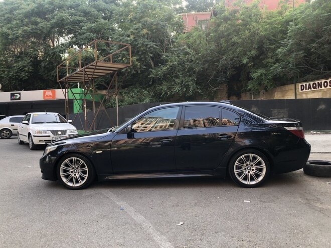 BMW 525 2004, 358,000 km - 2.5 л - Bakı