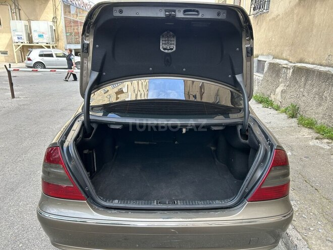 Mercedes E 220 d 2007, 329,329 km - 2.2 l - Bakı
