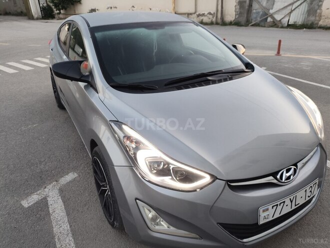 Hyundai Elantra 2015, 255,886 km - 1.8 l - Bakı