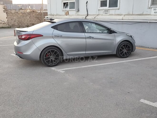 Hyundai Elantra 2015, 255,886 km - 1.8 l - Bakı