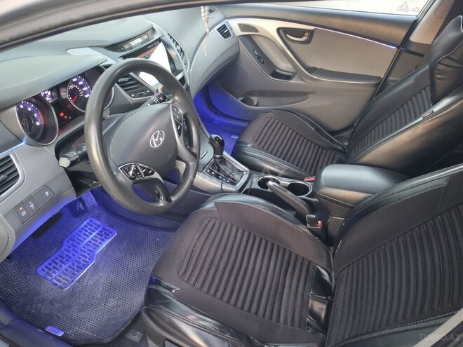 Hyundai Elantra 2015, 255,886 km - 1.8 l - Bakı
