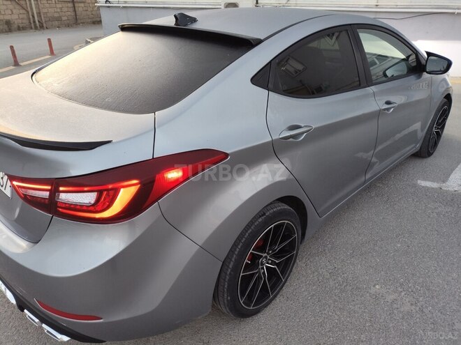 Hyundai Elantra 2015, 255,886 km - 1.8 l - Bakı
