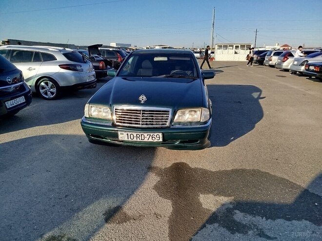 Mercedes C 240 1998, 420,000 km - 2.4 l - Sumqayıt