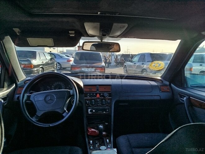 Mercedes C 240 1998, 420,000 km - 2.4 l - Sumqayıt