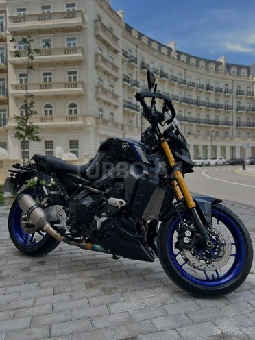 Yamaha MT-09-3