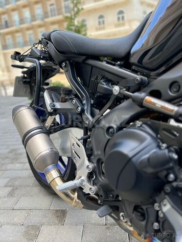 Yamaha MT-09-15