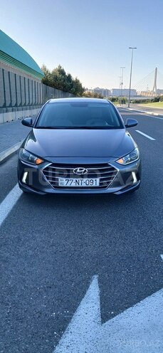 Hyundai Elantra 2018, 150,000 km - 2.0 l - Bakı