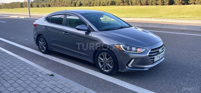 Hyundai Elantra 2018, 150,000 km - 2.0 l - Bakı