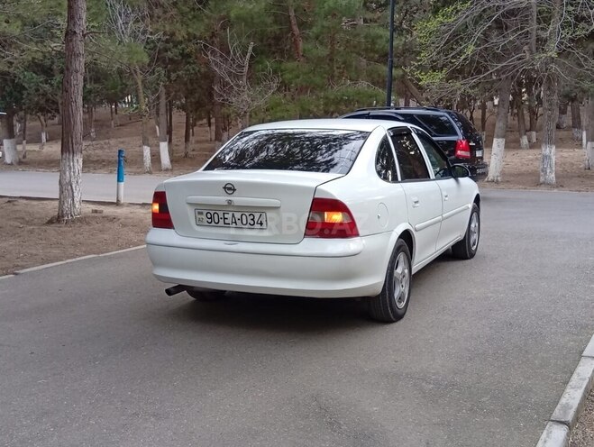 Opel Vectra 1996, 740,000 km - 1.8 l - Sumqayıt