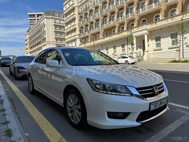 Honda Accord-5
