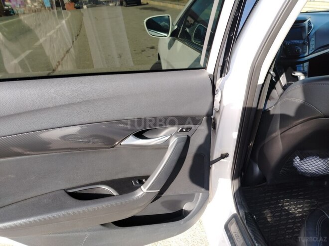 Hyundai i40 2015, 92,500 km - 1.7 l - Qusar