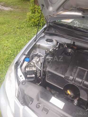Toyota Corolla 2006, 256,000 km - 1.4 l - Oğuz