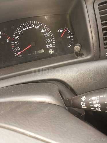 Toyota Corolla 2006, 256,000 km - 1.4 l - Oğuz