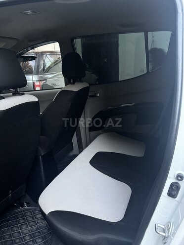 Mitsubishi L200 2012, 224,000 km - 2.5 l - Bakı