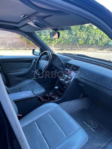 Mercedes C 200 1999, 236,000 km - 2.0 л - Xaçmaz