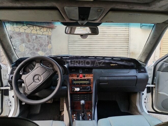 Mercedes C 220 1996, 327,309 km - 2.2 л - Bakı