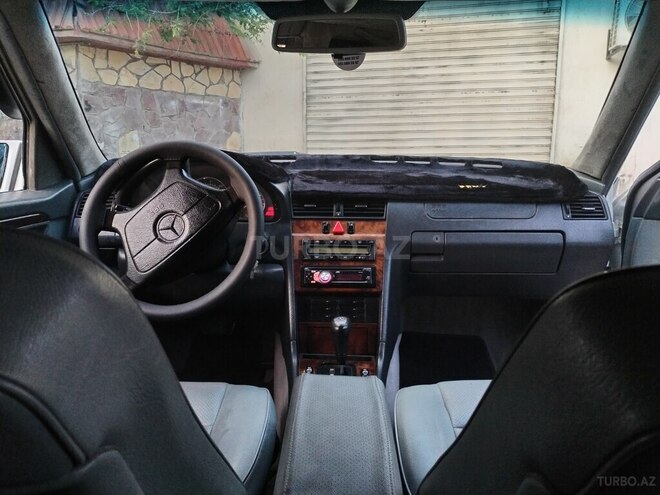 Mercedes C 220 1996, 327,309 km - 2.2 л - Bakı