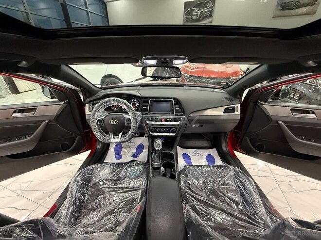 Hyundai Sonata-14