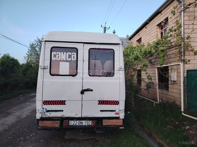Mercedes 508 1995, 685,288 km - 2.5 l - Goranboy