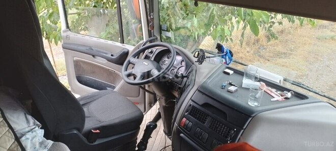 DAF 105 XF 2015, 820,000 km - 12.0 l - Bakı