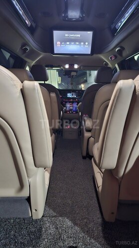Kia Carnival-14