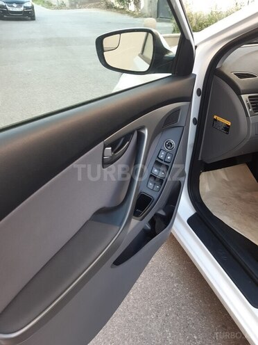 Hyundai Elantra 2015, 149,967 km - 1.8 l - Bakı