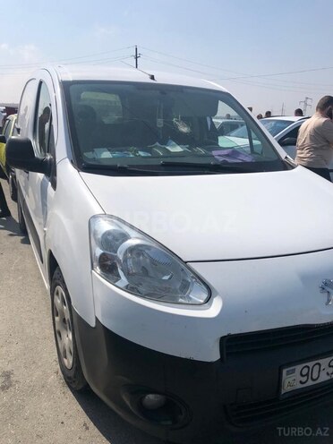 Peugeot Partner 2013, 327,000 km - 1.6 л - İmişli