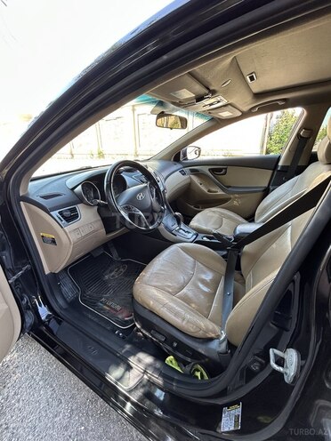 Hyundai Elantra 2013, 212,000 km - 1.8 л - Bakı