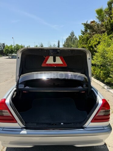 Mercedes C 200 1996, 400,000 km - 2.0 l - Sabirabad