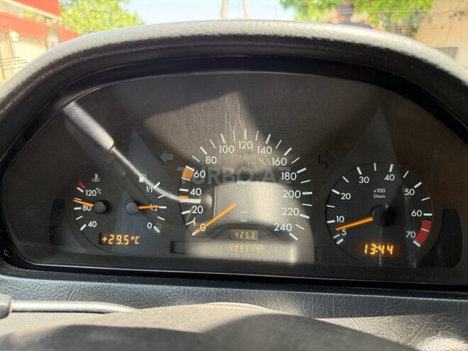 Mercedes C 200 1996, 400,000 km - 2.0 l - Sabirabad