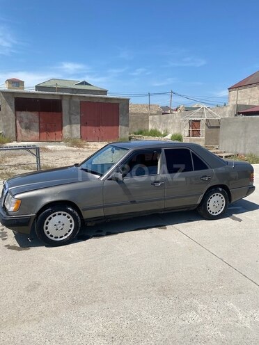 Mercedes E 230 1986, 500,000 km - 2.3 l - Bakı