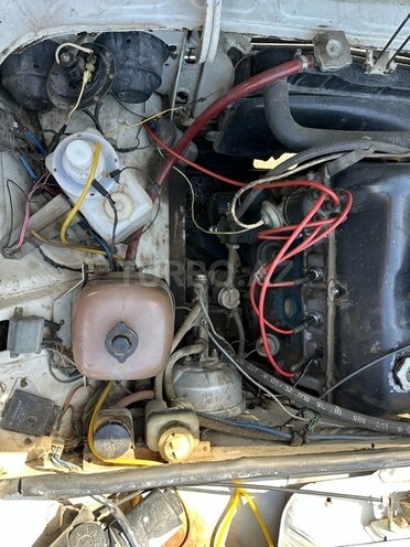 LADA (VAZ) 2106 1984, 95,000 km - 1.3 l - Qazax