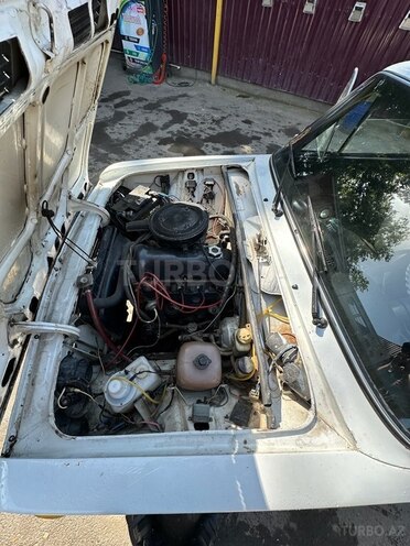 LADA (VAZ) 2106 1984, 95,000 km - 1.3 l - Qazax