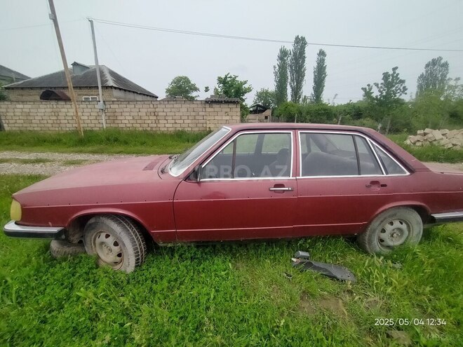 Audi  1983, 200,000 km - 1.6 l - Xaçmaz