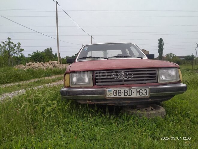 Audi  1983, 200,000 km - 1.6 l - Xaçmaz