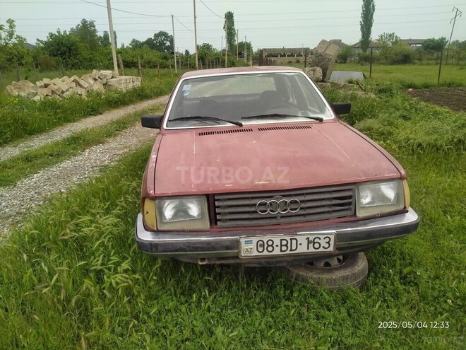 Audi  1983, 200,000 km - 1.6 l - Xaçmaz