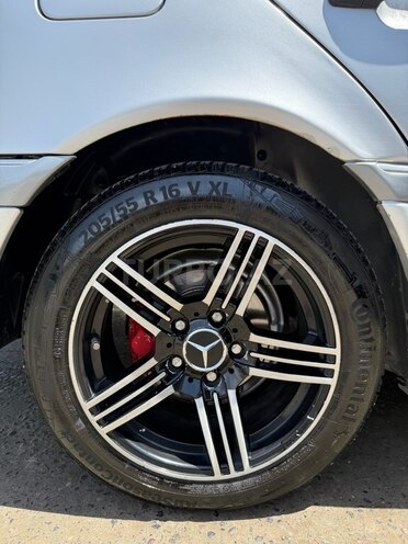 Mercedes C 200 1996, 400,000 km - 2.0 l - Sabirabad