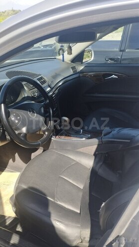 Mercedes E 220 d 2005, 460,000 km - 2.2 л - Naxçıvan