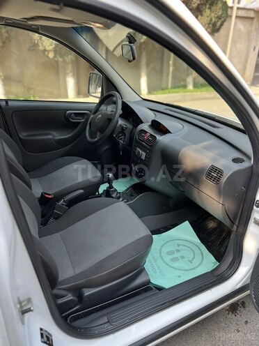 Opel Combo-11