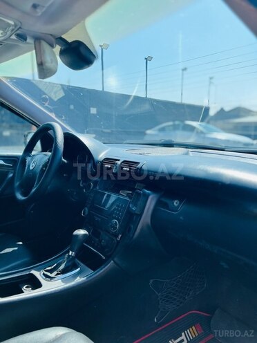 Mercedes C 240 2001, 256,734 km - 2.4 l - Bakı