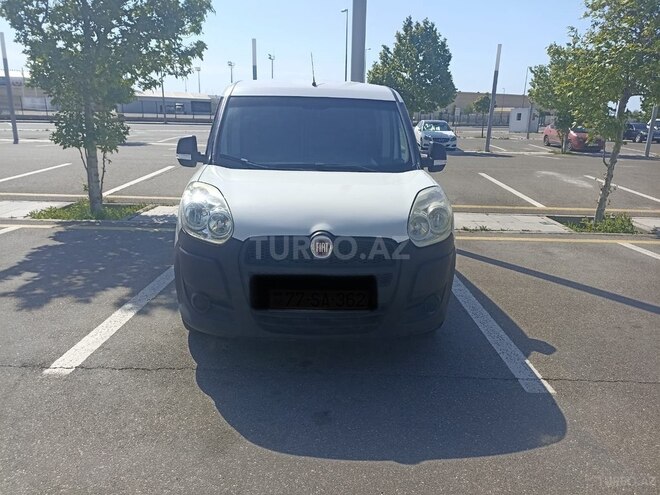 Fiat Doblo 2011, 240,000 km - 1.4 l - Bakı