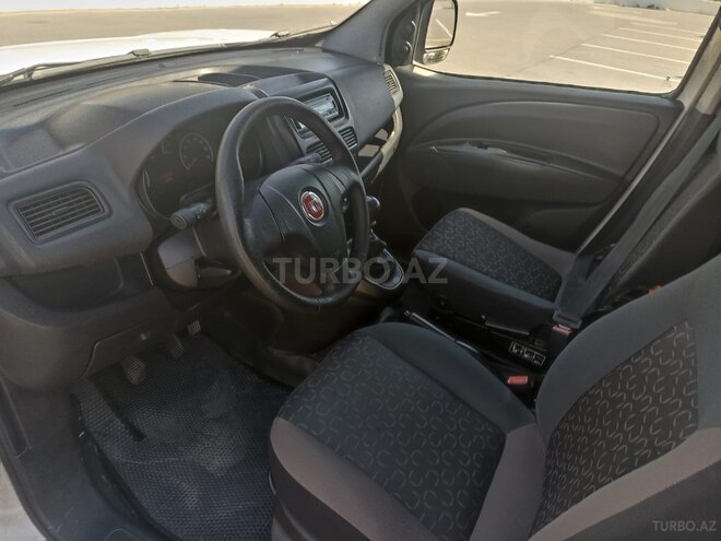 Fiat Doblo 2011, 240,000 km - 1.4 l - Bakı