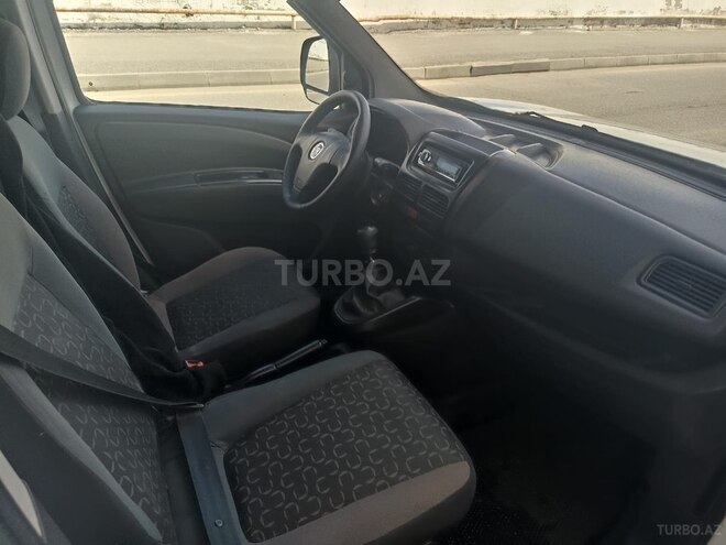 Fiat Doblo 2011, 240,000 km - 1.4 l - Bakı