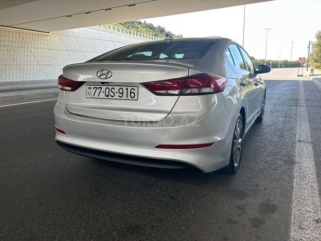 Hyundai Elantra 2017, 132,860 km - 2.0 l - Bakı