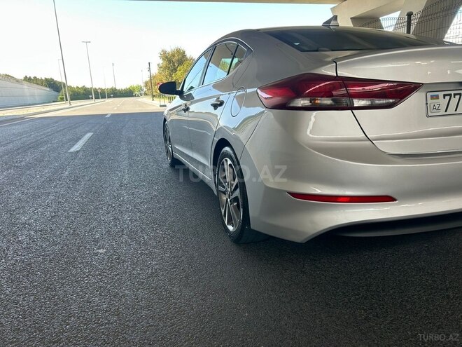 Hyundai Elantra 2017, 132,860 km - 2.0 l - Bakı