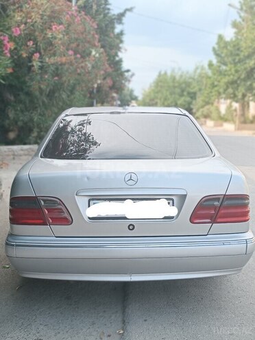 Mercedes E 200 2001, 392,948 km - 2.0 l - Bakı