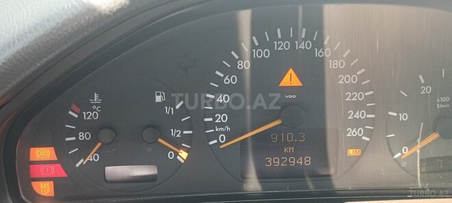 Mercedes E 200 2001, 392,948 km - 2.0 l - Bakı