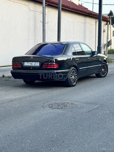 Mercedes E 230 1997, 64,000 km - 2.3 l - Bakı